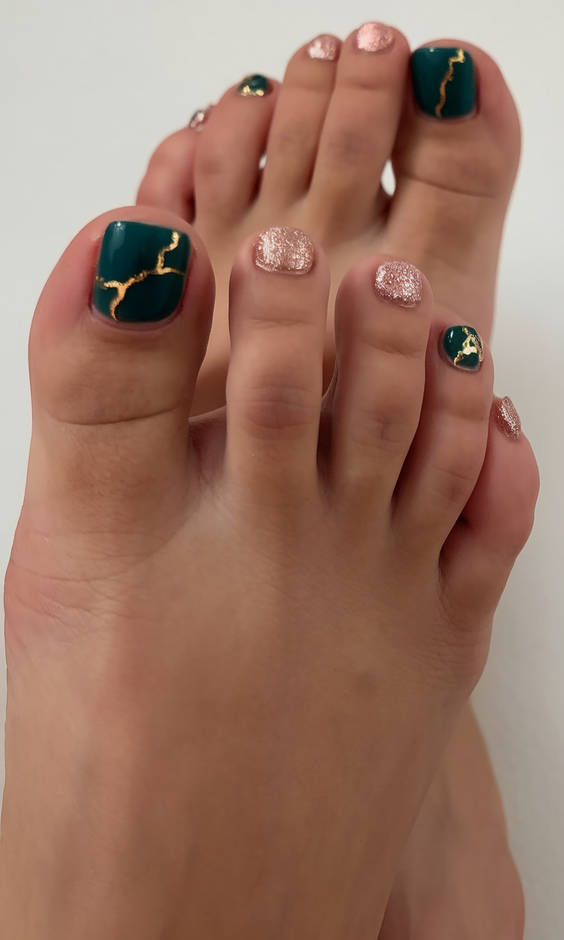Creative Fall Pedicure Colors 2025: Bold, Elegant, and Stylish Ideas for Autumn Nail Inspiration