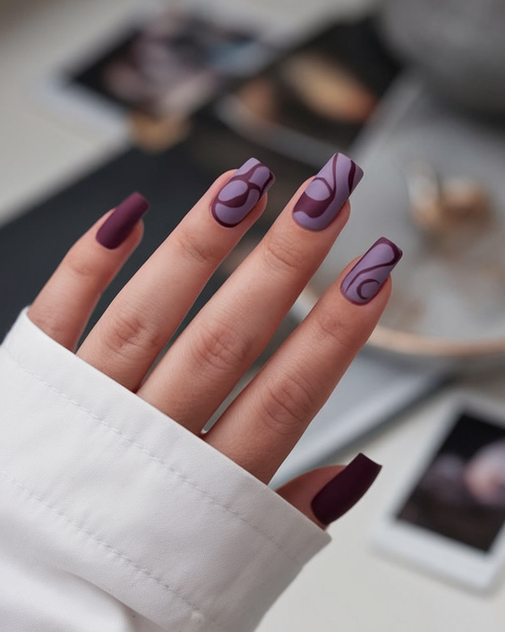 Fall Nail Colors for Medium Skin 2025: Stunning Designs for Brunettes, Blondes & Every Tone