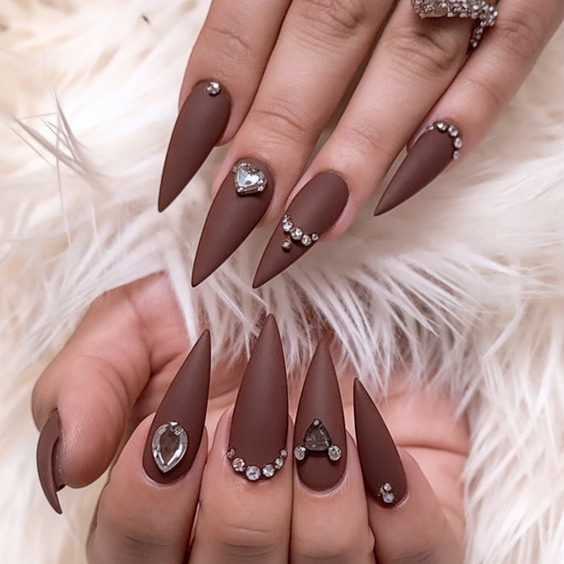 Fall Stiletto Nails 2025: Must-Try Designs for a Bold and Seasonal Statement This Autumn
