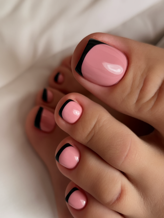 Trendy Fall Toe Nail Designs 2025: The Best Ideas for This Season’s Most Fashionable Pedicures