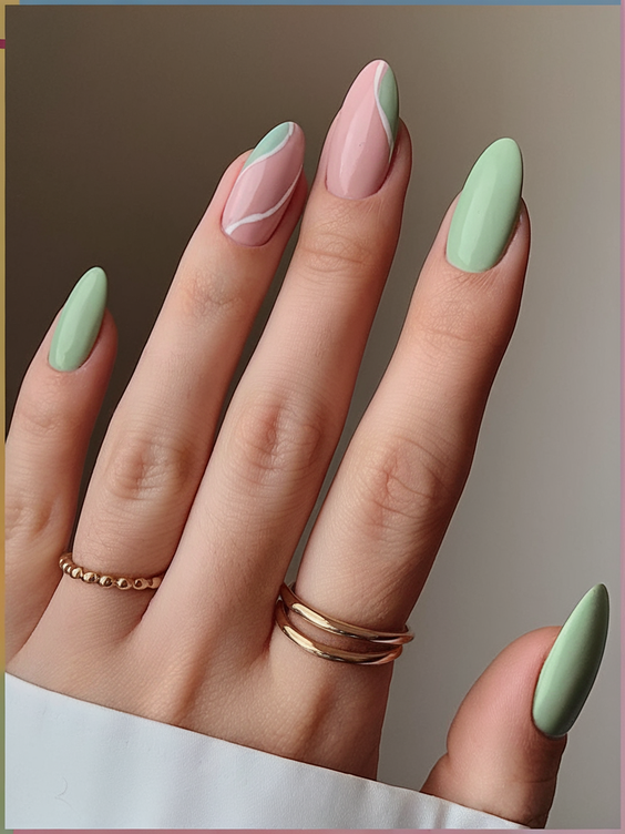 Fall Oval-Shaped Nails Ideas 2025 to Inspire Your Next Cozy Season Manicure with Elegant Designs