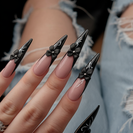 Fall Stiletto Nails 2025: Must-Try Designs for a Bold and Seasonal Statement This Autumn