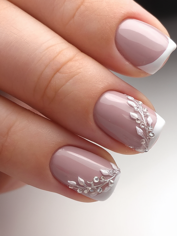 Fall French Tip Nails 2025: Chic, Modern, and Timeless Designs for the Perfect Seasonal Manicure