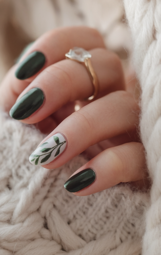 Fall Green Nails 2025 – 20 Stunning Manicure Ideas to Embrace Autumn’s Rich and Earthy Hues