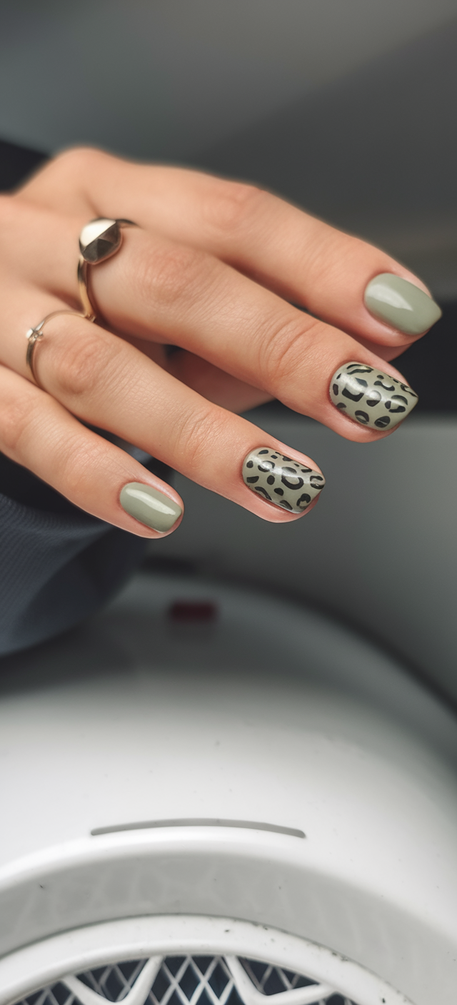 Fall Green Nails 2025 – 20 Stunning Manicure Ideas to Embrace Autumn’s Rich and Earthy Hues