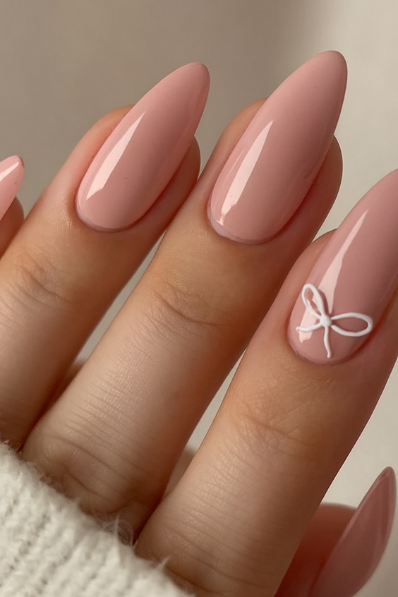 Subtle Fall Nails 2025 Ideas to Elevate Your Seasonal Look with Elegant and Minimal Designs