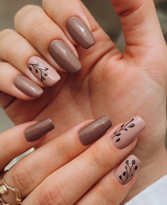Fall Nail Colors for Medium Skin 2025: Stunning Designs for Brunettes, Blondes & Every Tone