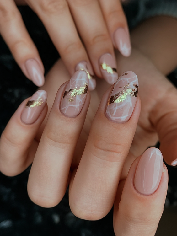 Subtle Fall Nails 2025 Ideas to Elevate Your Seasonal Look with Elegant and Minimal Designs