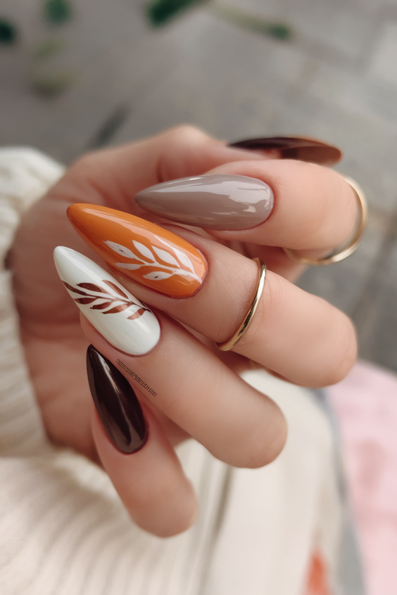 October 2025 Nail Colors Ideas: Best Fall Dip, Gel, and Street-Inspired Looks for Bold and Simple Autumn Styles
