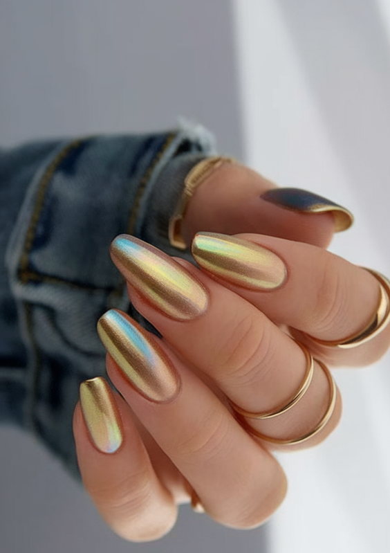 Best Gold Fall Nails 2025 for a Glam Autumn Manicure – Chrome, Glitter, Marbled, and Mixed Styles