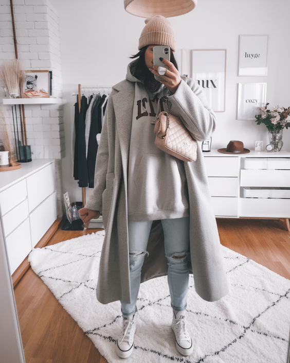 Casual Winter Outfits for Women 2025 – 2026: Stylish Everyday Fashion Trends