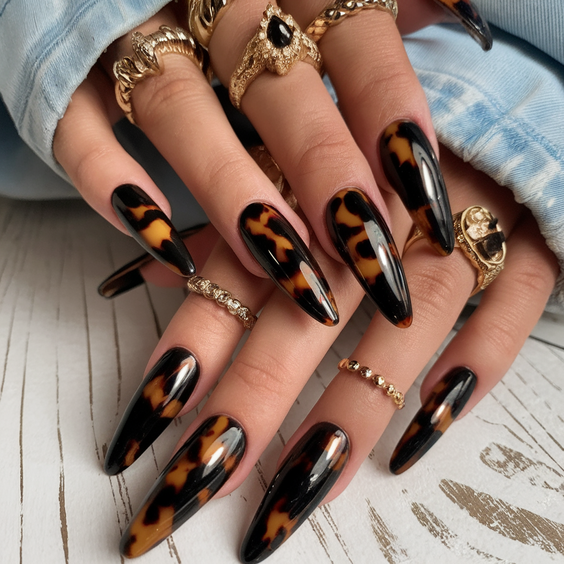 Fall Tortoiseshell Nails 2025: 20 Trendy Designs to Elevate Your Seasonal Manicure Game