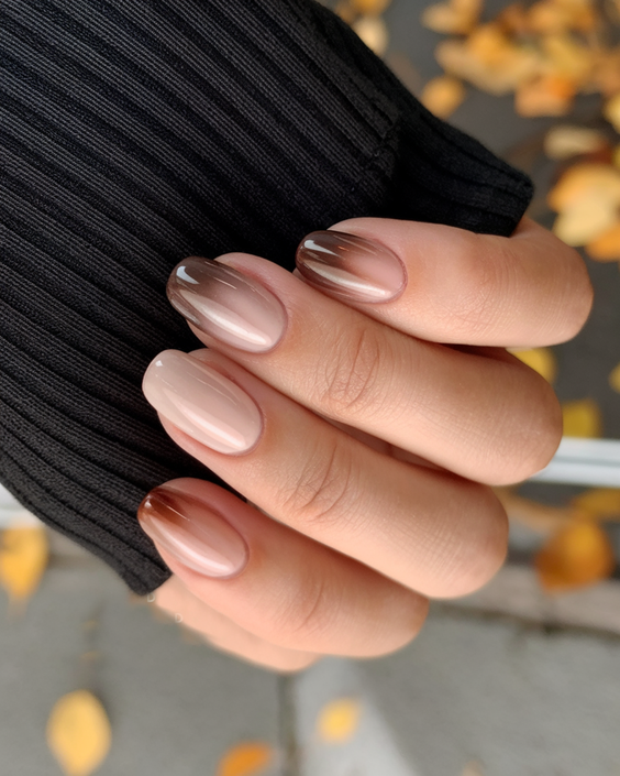 Chic and Cozy Brown Fall Nail Designs to Wear in Autumn 2025