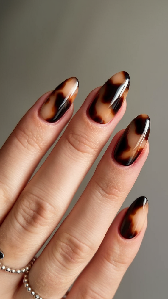 Fall Tortoiseshell Nails 2025: 20 Trendy Designs to Elevate Your Seasonal Manicure Game