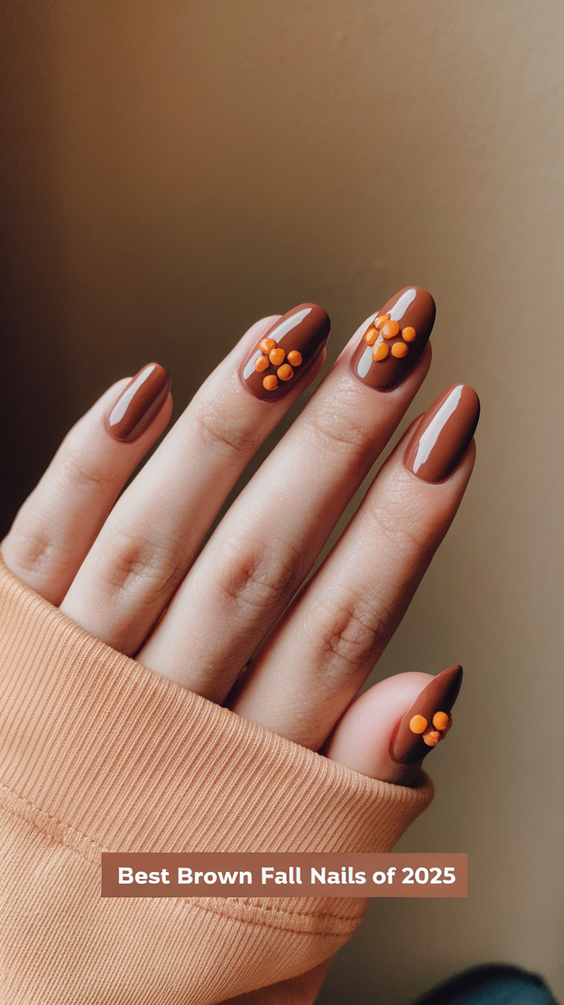 Chic and Cozy Brown Fall Nail Designs to Wear in Autumn 2025