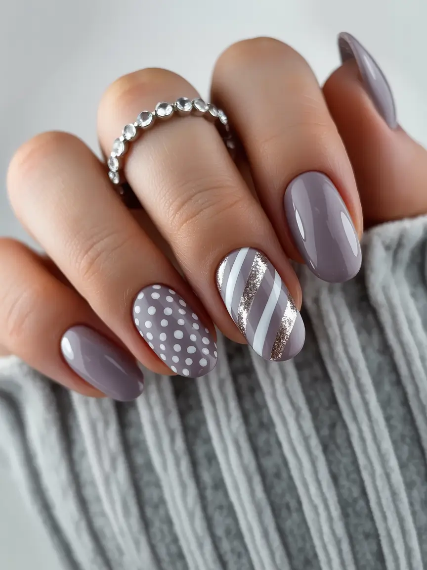 cute winter nails 2025-2026 black ice accents