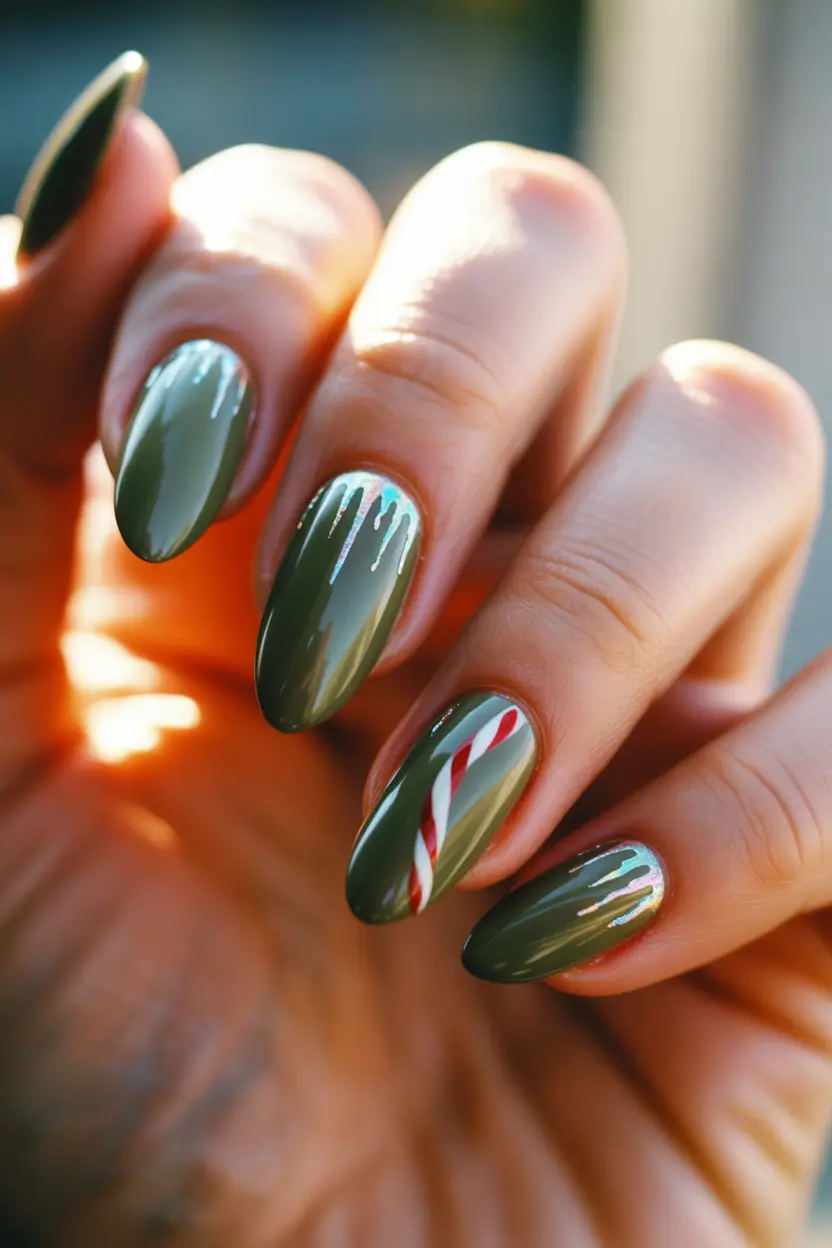 winter-nails-trends-frosty-constellations-with-santa-detail