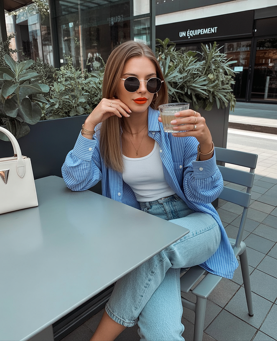 winter to spring outfits 2026 Easy Denim Layers With a Relaxed Cafe Mood