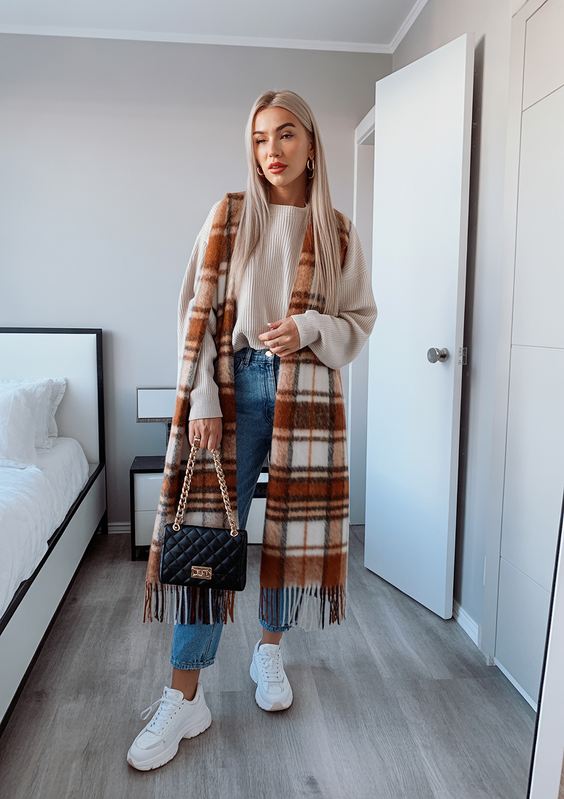 early spring outfits 2026 Casual Plaid Vest