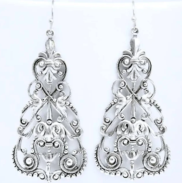 accessory Art Deco Antique Silver Filigree Dangle Earrings Etsy - SimpleSoulStudios $26