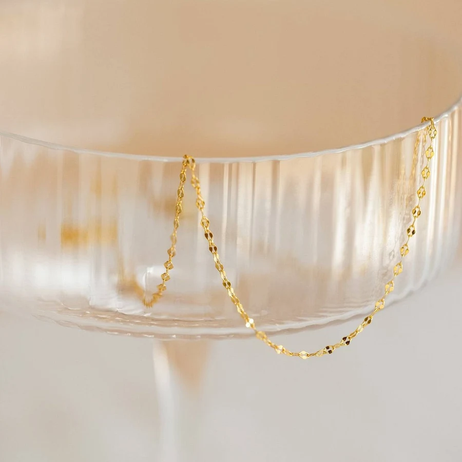 accessory Caitlyn Minimalist Dainty Oval Mirror Chain Necklace in 18K Gold Caitlyn Minimalist $27.75