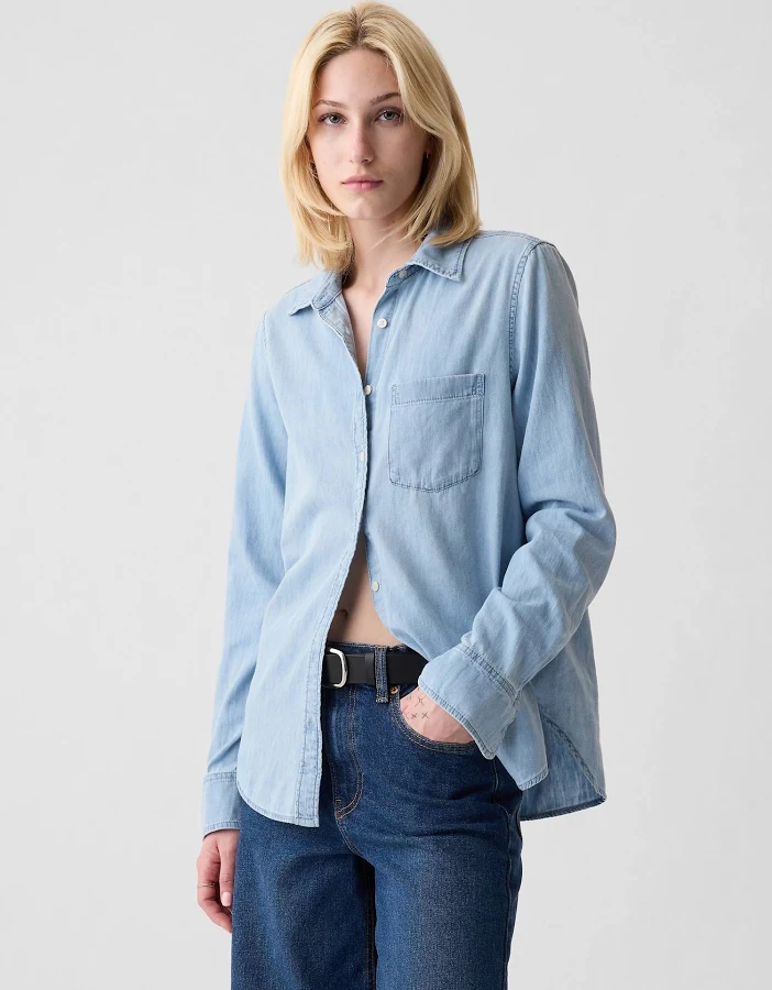 outerwear Gap Women's Organic Cotton Denim Classic Shirt Gap $35