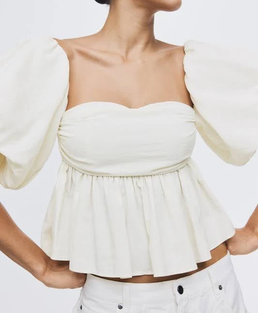top H&M Ladies Off-The-Shoulder Top H&M $39.99