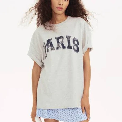 t-shirt H&M Ladies Oversized Printed T-Shirt H&M $19.99