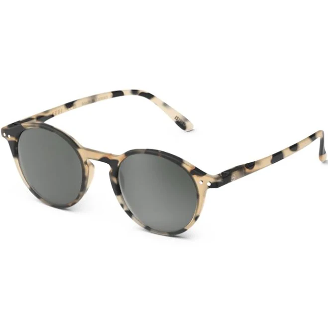 accessory IZIPIZI Round Sunglasses #D - Light Tortoise | Light Tortoise MoMA Design Store $60