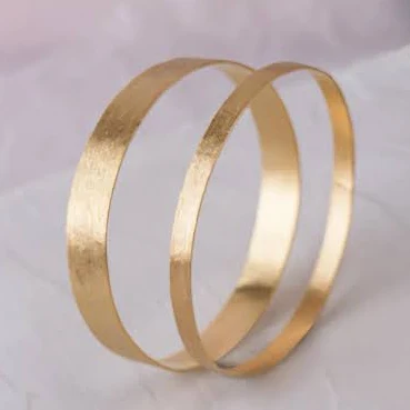 accessory Modern Textured Gold Bangle Set Etsy - OrlySegal $104