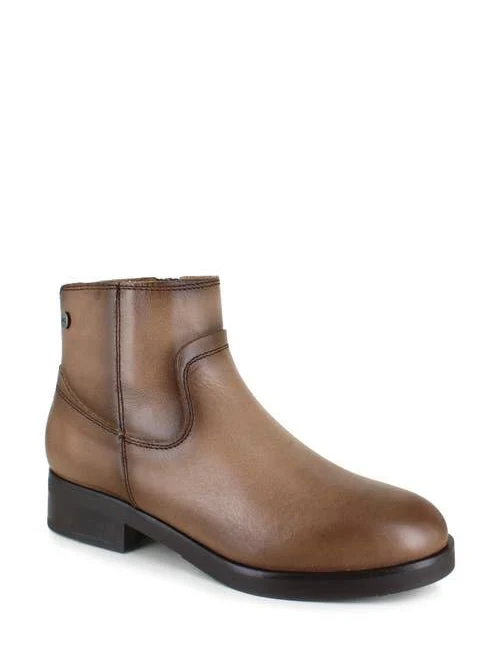 shoes National Comfort Women's Esmeralda Water Resistant Leather Ankle Boots Nordstrom $134