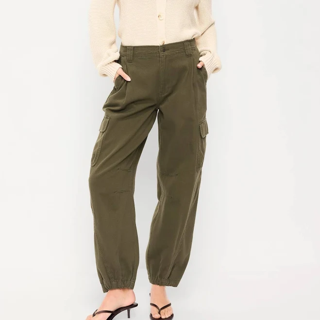 pants Old Navy Women's Twill Barrel Cargo Pants Old Navy $32