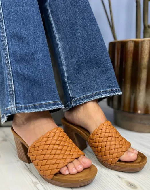 shoes Pierre Dumas Women's Woven Mule Ava Lane Boutique $9.97