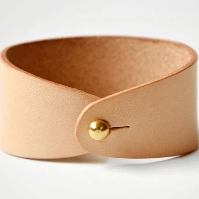accessory Wide Leather Bracelet Artemesia $50