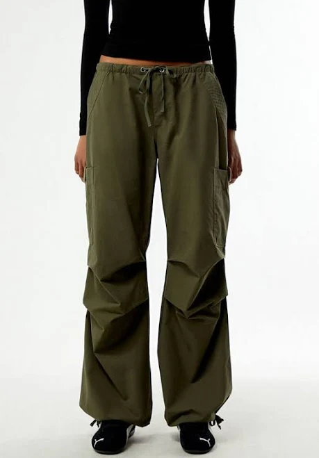 pants Women's Low Rise Baggy Cargo Pants PacSun $62.95