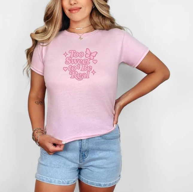 top Y2K Butterfly Heart Graphic Tee Etsy - mostyleshopp $24