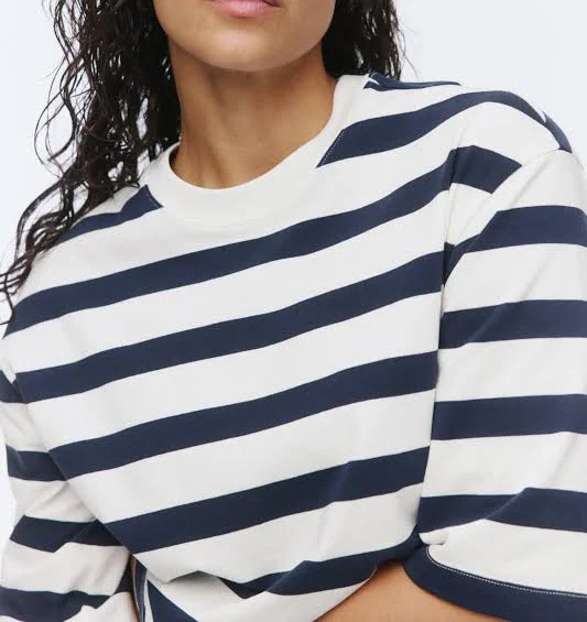 t-shirt H&M Ladies Oversized T-Shirt H&M $14.99
