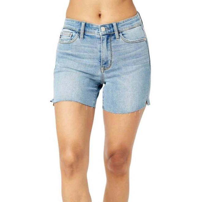shorts Judy Blue Mid Rise Cut-Off Denim Short In Blue - blue - Medium BeyondStyle $32.5