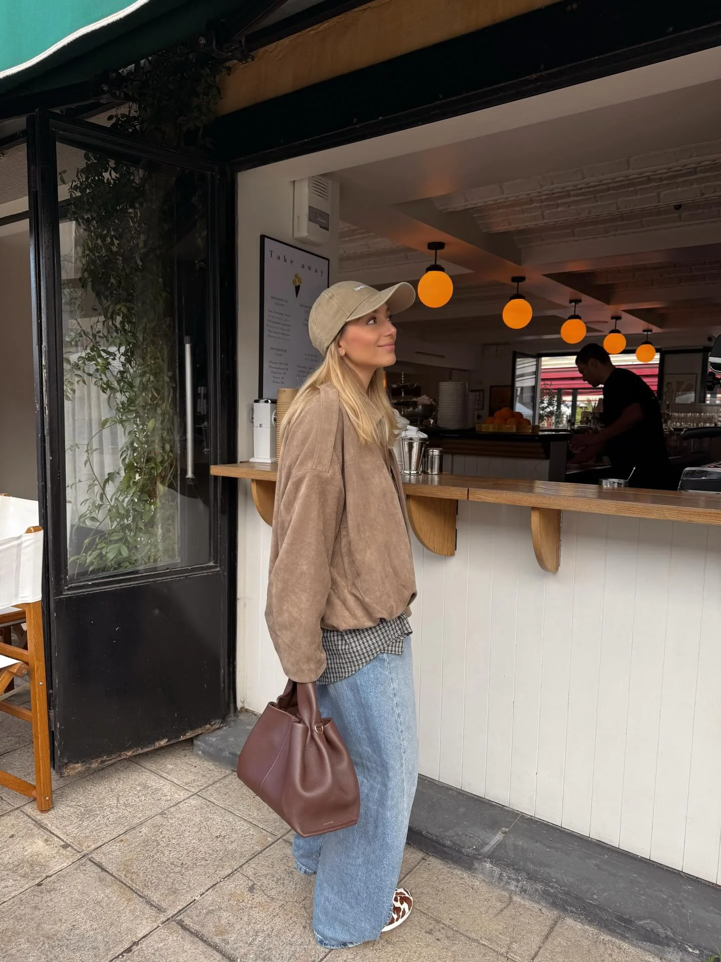 fall travel outfits 2026 Relaxed Coffee Stop Layers For Everyday Travel