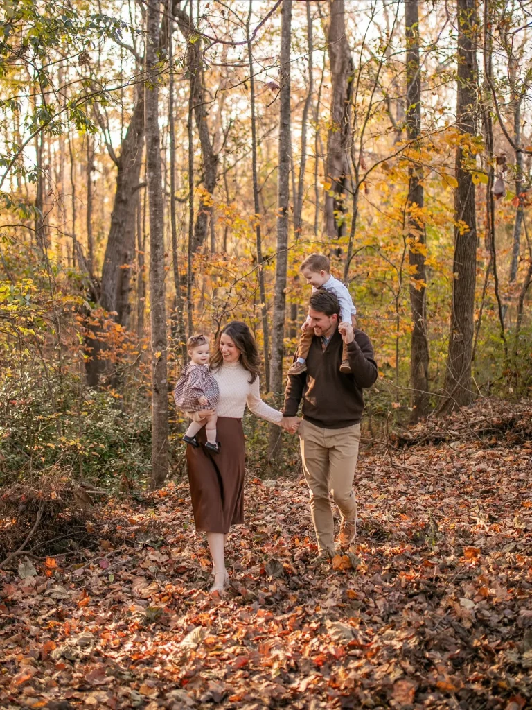 22 Fall Family Picture Outfits 2026: Beautiful Outfit Ideas For Timeless Autumn Photos