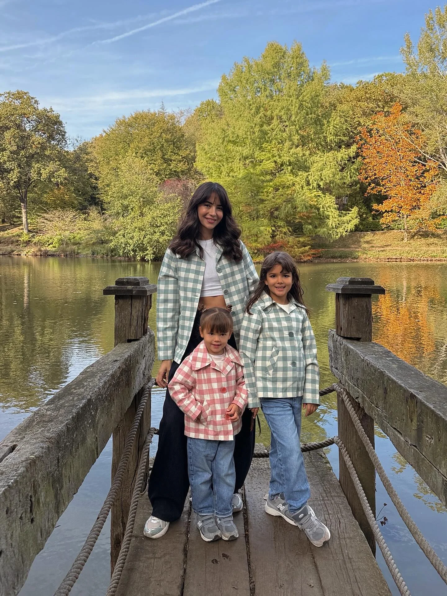 fall mom outfits 2026 Matching Gingham Jackets For Fresh Autumn Family Style