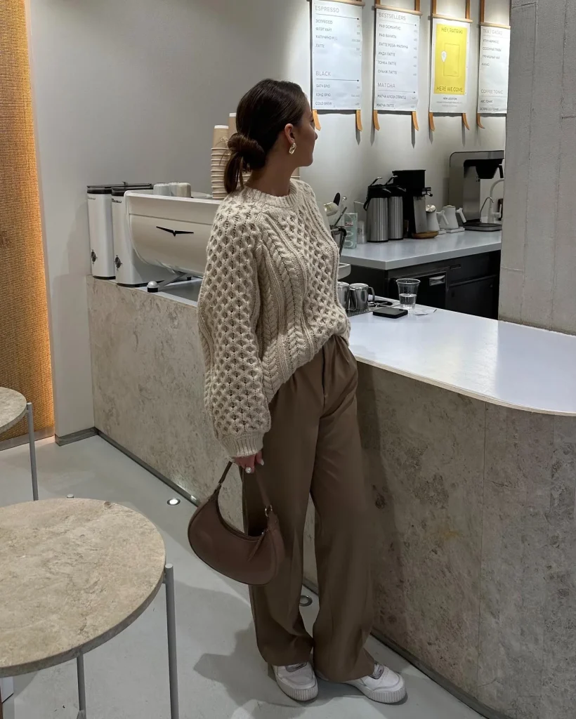 21 Cozy & Chic Autumn Outfits For Women 2026: Stylish Fall Looks You'll Want To Copy