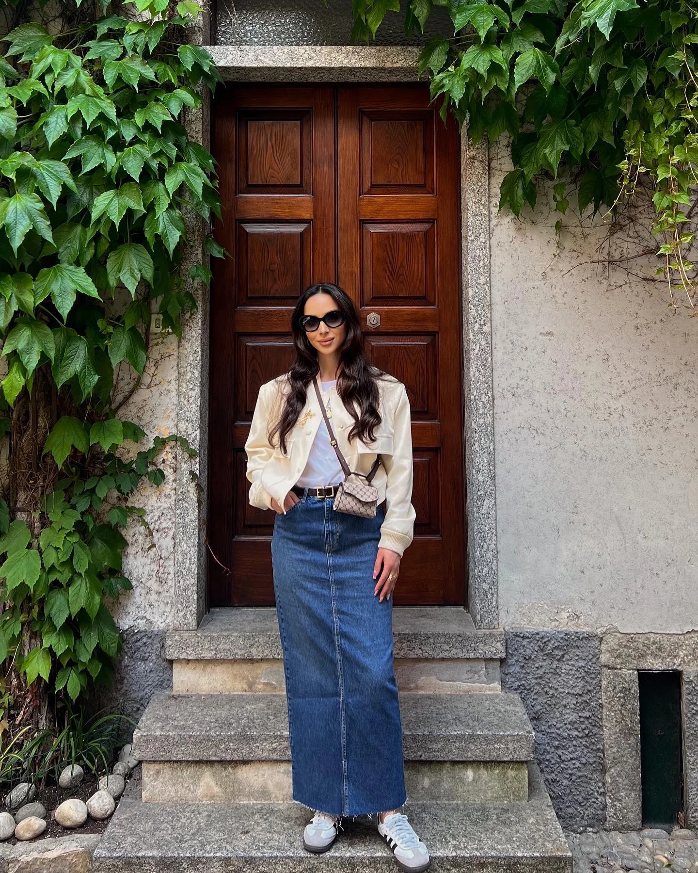 modest fall outfits 2026 Classic Denim Maxi Skirt With Cream Layers