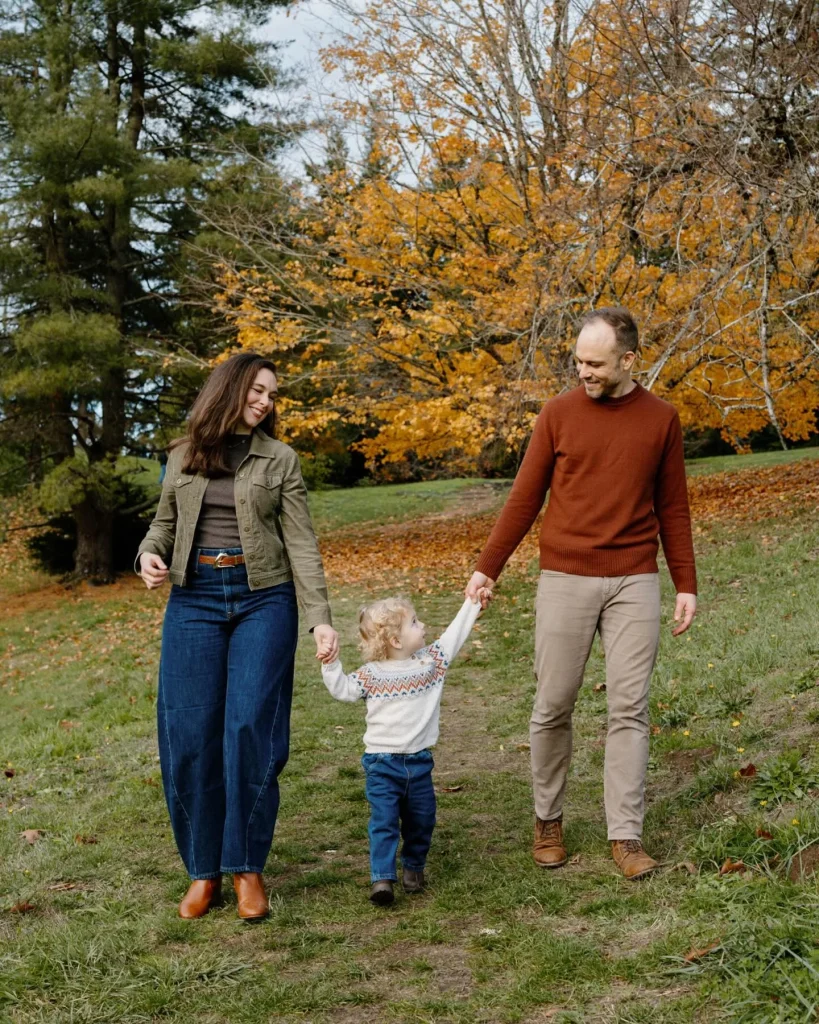 22 Fall Family Picture Outfits 2026: Beautiful Outfit Ideas For Timeless Autumn Photos