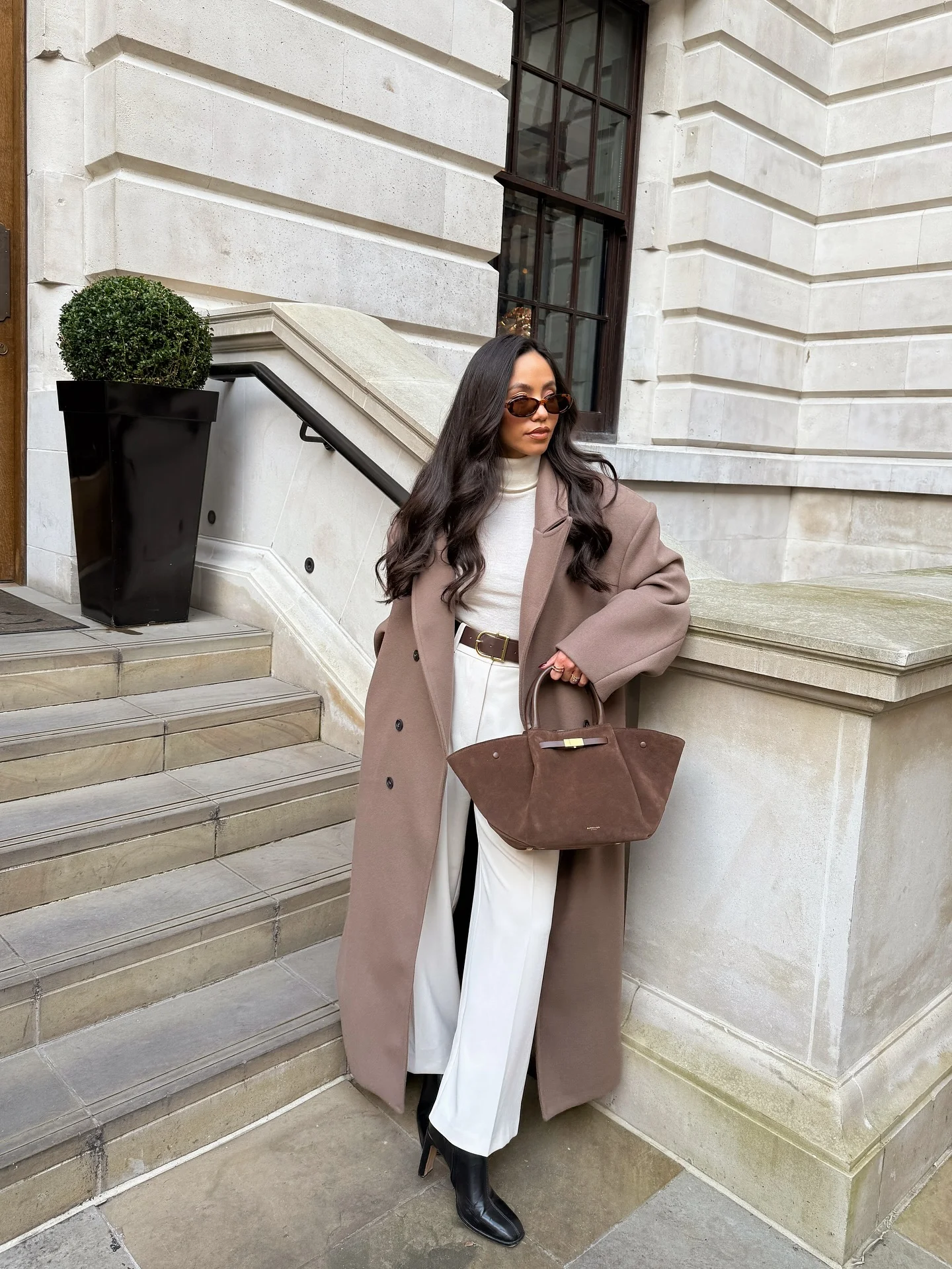 fall outfits with coat 2026 Soft Neutral Layers For An Effortless Luxury Look