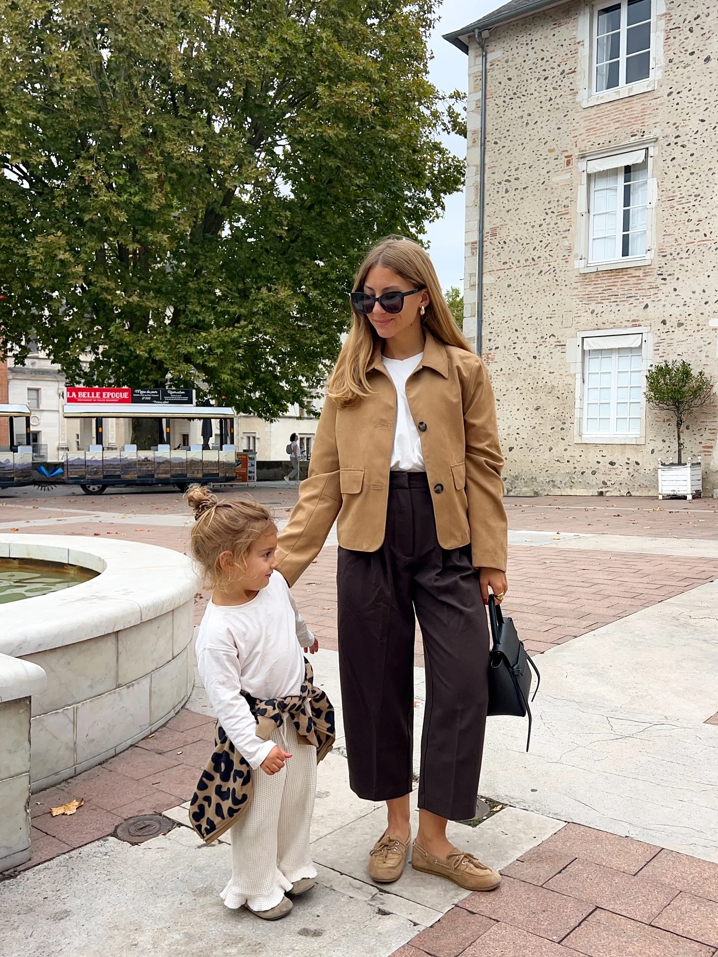 fall mom outfits 2026 Classy Camel Layers With Relaxed Tailoring