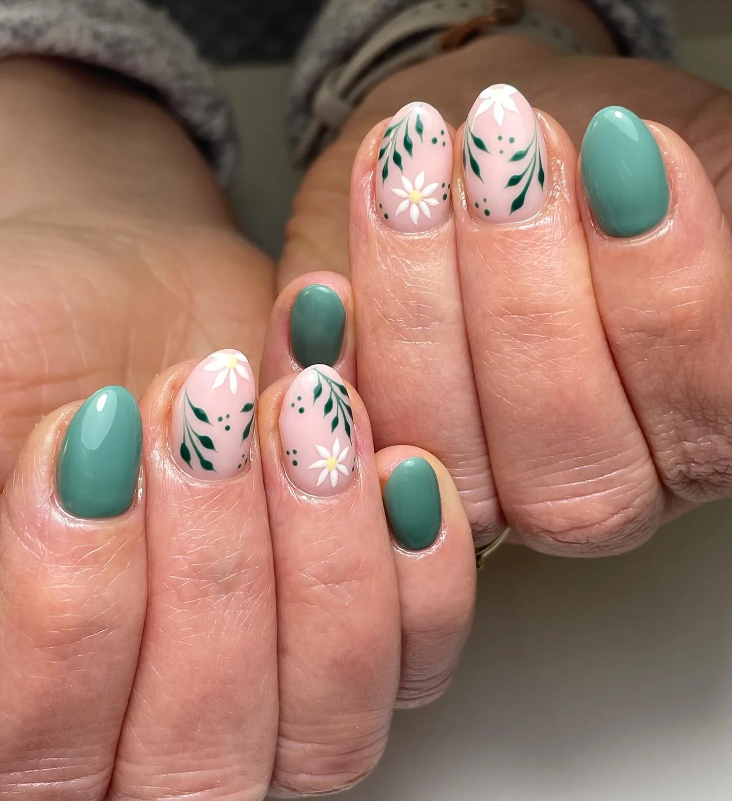 fall short nails 2026 Soft Sage Floral Nails With Fresh Botanical Charm