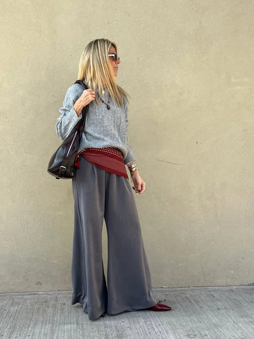early fall outfits 2026 Relaxed Gray Knit With Flowing Wide-Leg Trousers