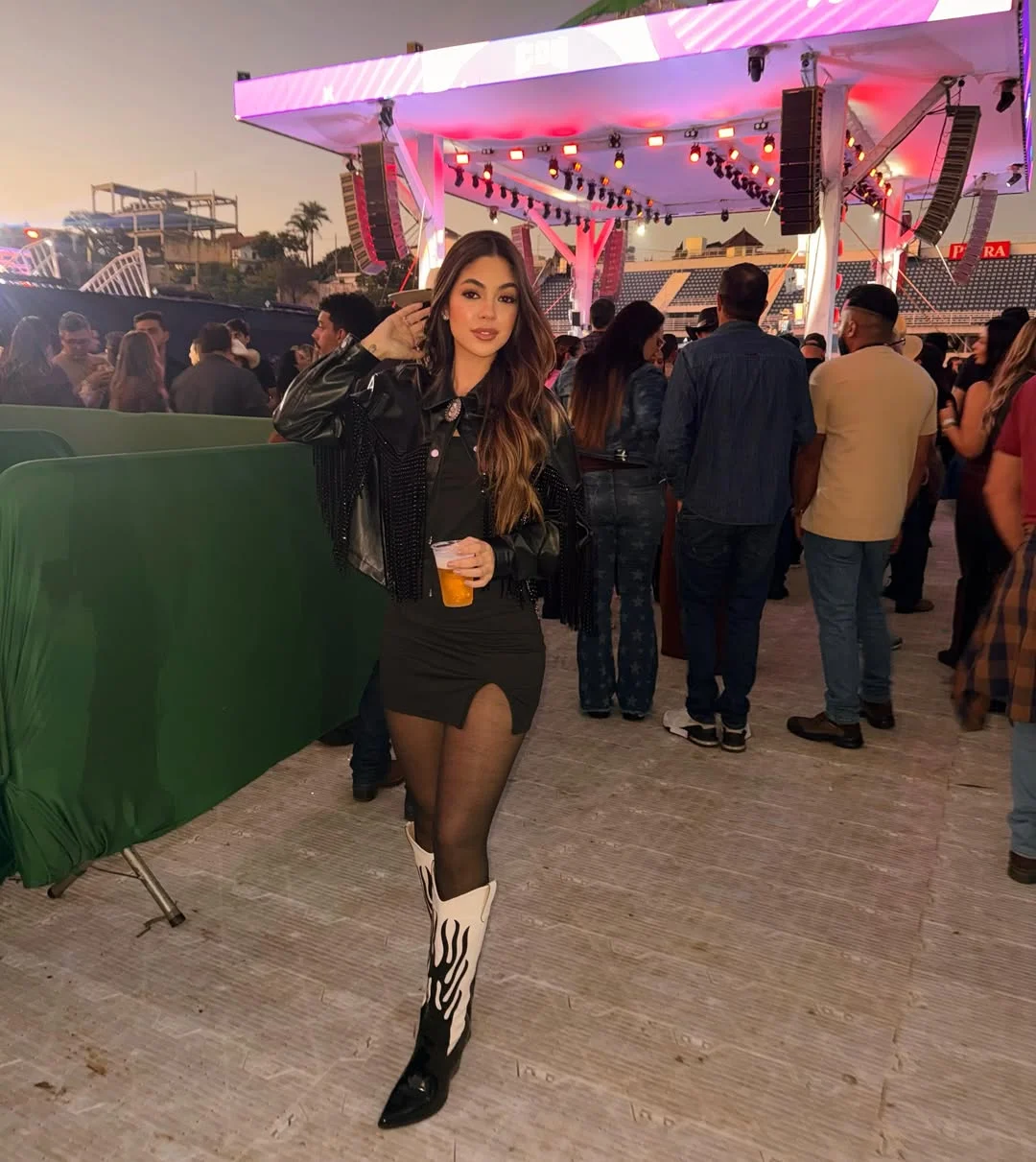 fall concert outfits 2026 Western Fringe Jacket With Statement Cowboy Boots