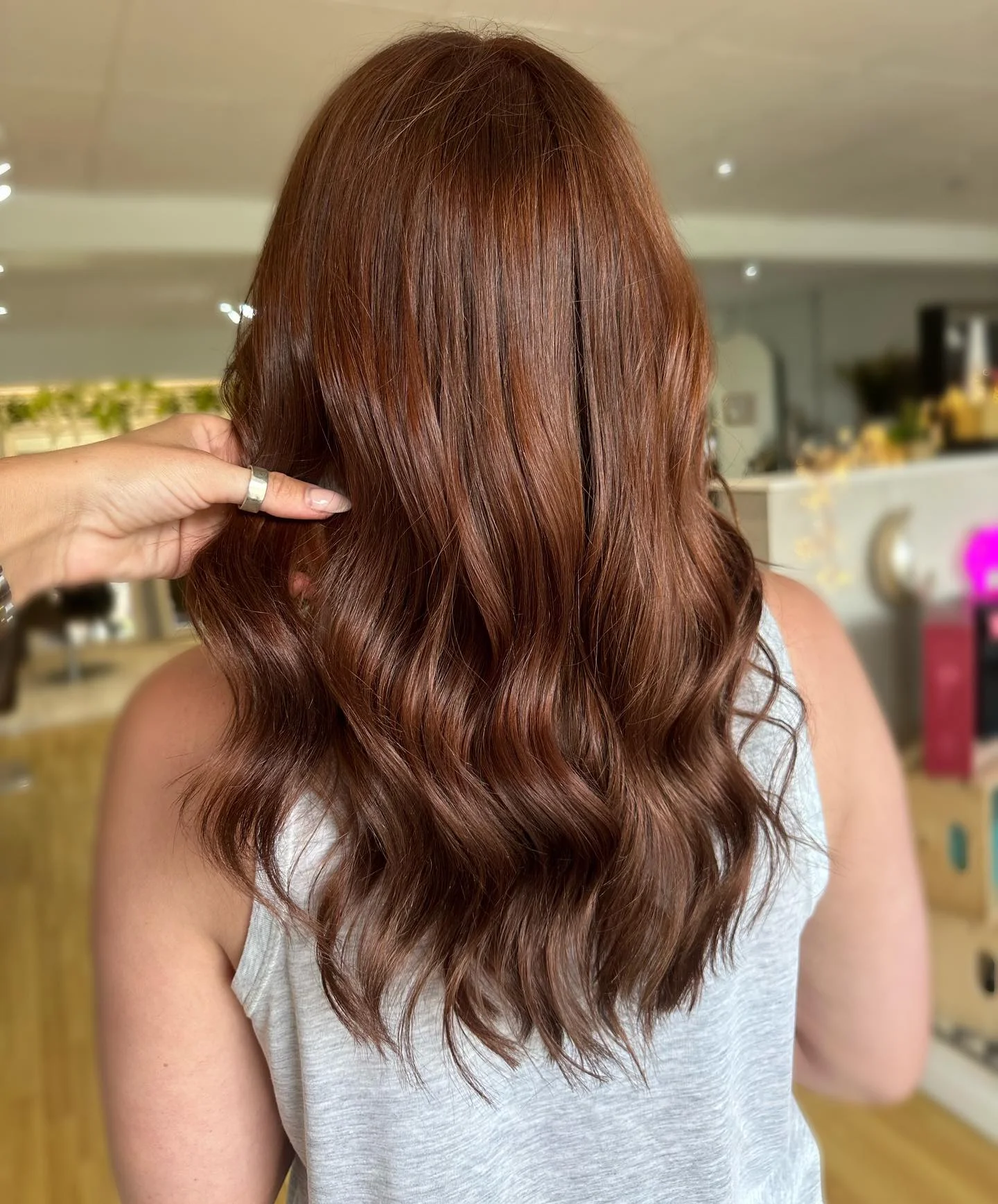 chestnut brown hair color Soft Medium Chestnut Waves With Natural Warmth